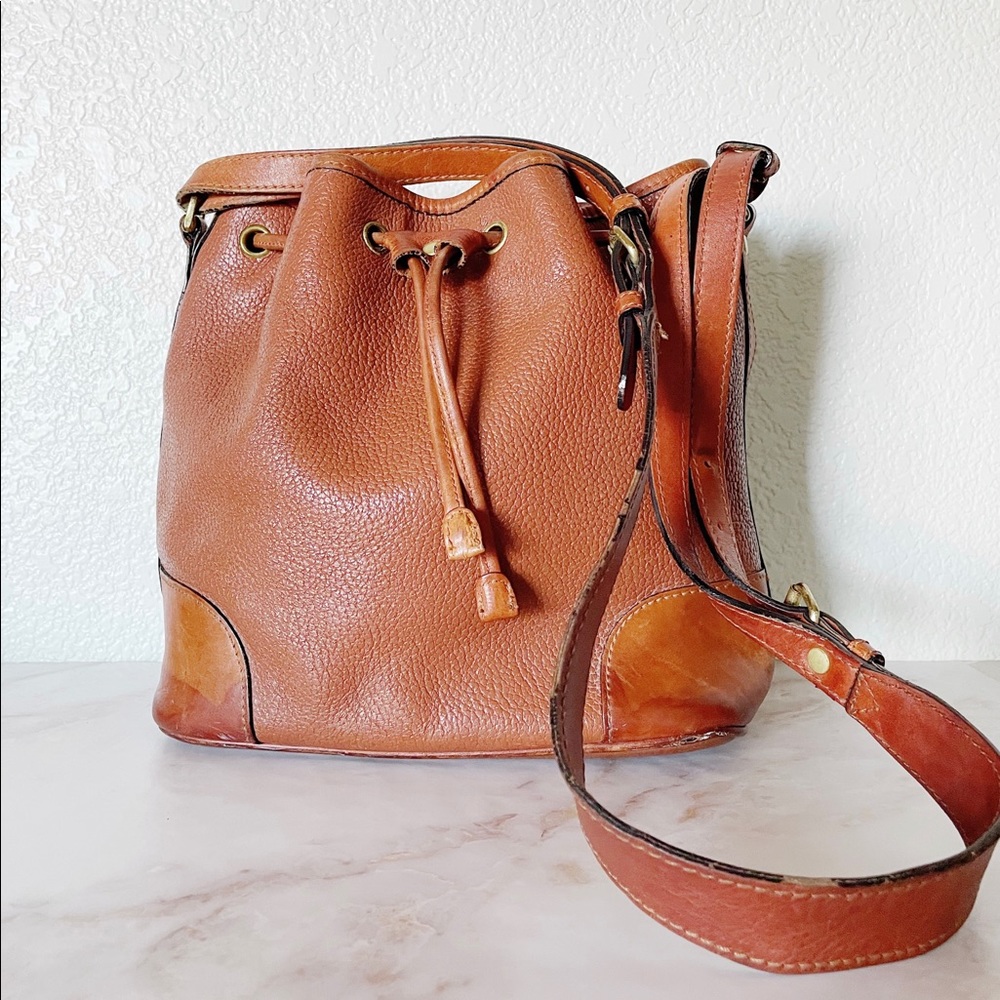 LEATHER CO || Drawstring Leather Bucket Bag